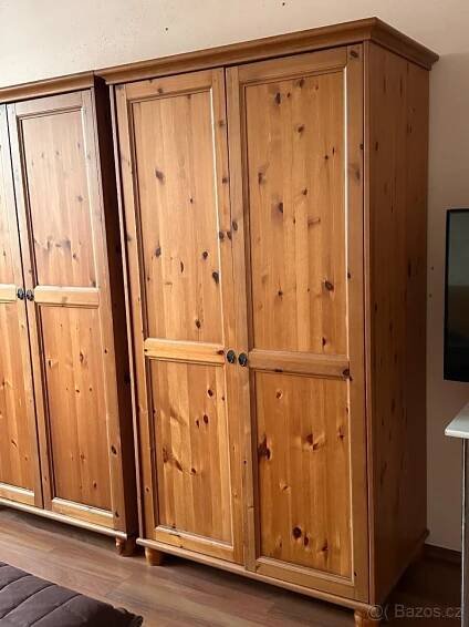 Koupím skříň Ikea Leksvik - Praha 4