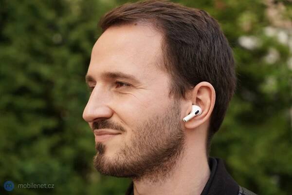 Apple publikoval oficiální postup, jak aktualizovat sluchátka AirPods
