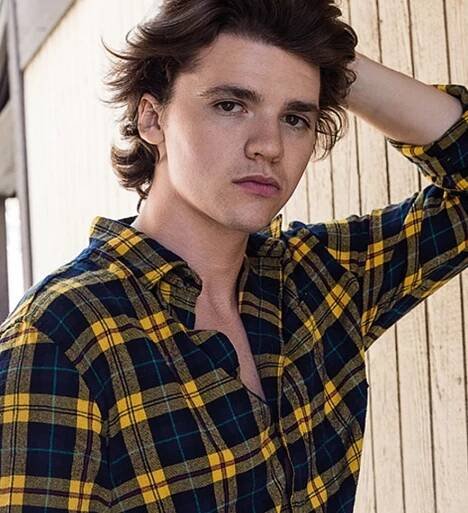 Joel Courtney