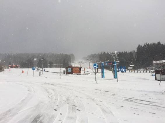 Ve Skiareálu Lipno spustili sněžná děla