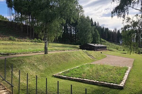 Památník holokaustu Romů v Hodoníně u Kunštátu otevřel novou stálou expozici
