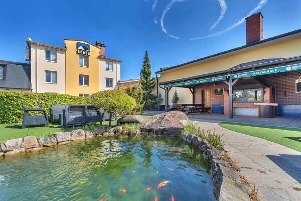 Zahrada ubytování Hotel Za Vodou