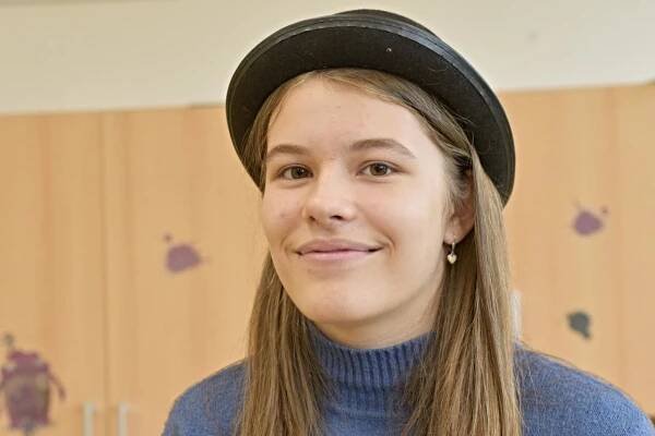 den šílených klobouků (2. stupeň) - Oficiální stránky ZŠ a MŠ Sedlec-Prčice