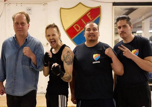 Erik Grönwall tränar boxning hos Djurgården Boxning