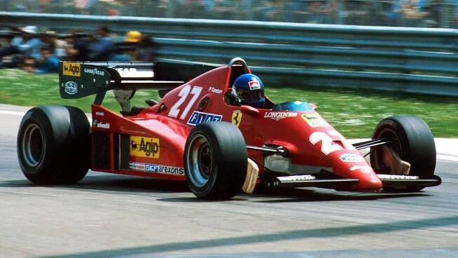 Race winner Patrick Tambay (FRA) Ferrari 126 C2B.
Formula One World Championship, Rd4, San Marino