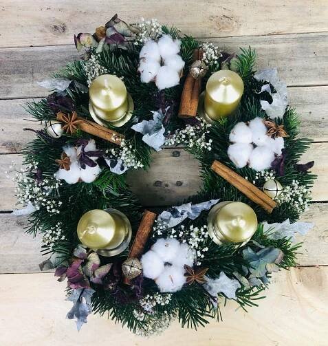 Výroba adventních věnců na stůl/dveře, Praha, Vinohrady, KvetinyExpres.cz