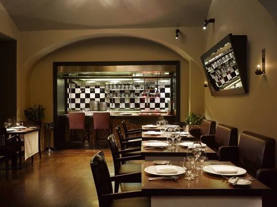 La Degustation Bohême Bourgeoise obhájila michelinskou hvězdičku