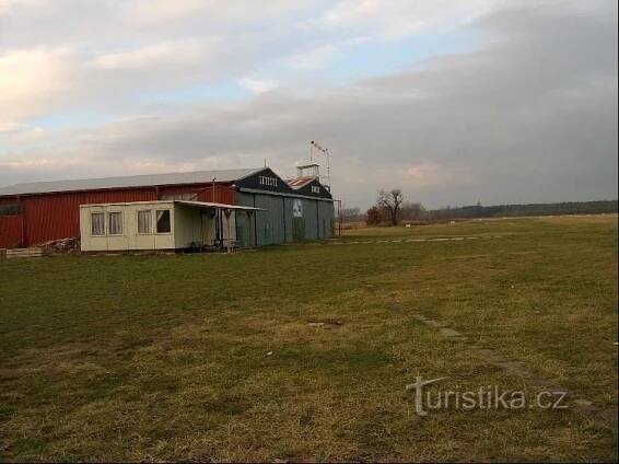 Letiště Borek - Letiště