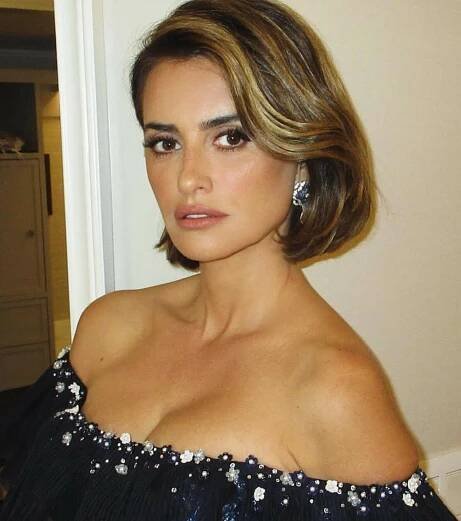 Penelope Cruz: Net Worth, Age, Height, Career & Personal Life