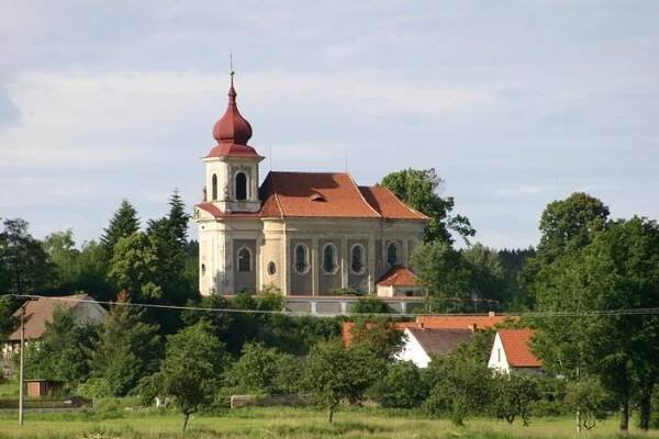 Barokní kostel sv. Jana Křtitele