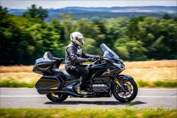 Honda GL1800 GoldWing | Katalog motocyklů a motokatalog na Motorkáři.cz