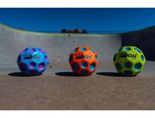 Míč na hraní Waboba Moon Ball