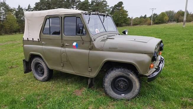 UAZ 469 IV. – Obvodní Oddělení Veřejné Bezpečnosti Strnadice