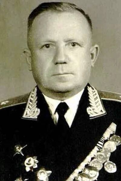 Timakov, Viktor Iosifovič : T