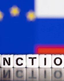 EU to make breaking sanctions against Russia a crime, seizing assets easier