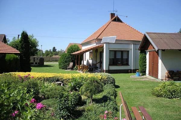 Domek v zahradě Káranice 49 - pronájem chalupy - zvětšit