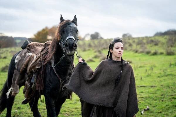 Britannia - Epizoda 5 - Z filmu - Laura Donnelly