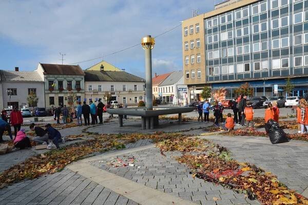 Masarykovo náměstí zkrášlí přírodní koberec. Land art oslaví 120 let Michalova