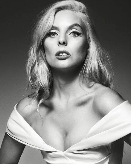 Nell Hudson Archives - Outlander Online