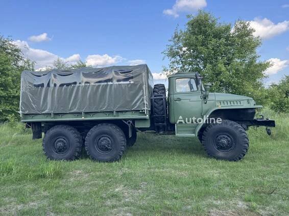 Vojenské vozidlo Ural 375D