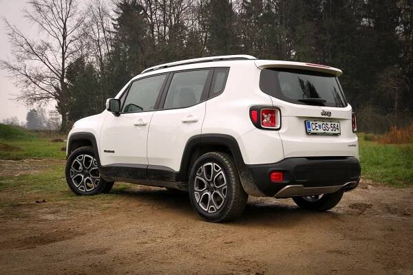 2014_jeep renegade_07