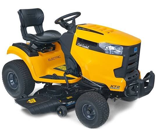 Zahradní traktory a ridery Cub Cadet XT2 PS107