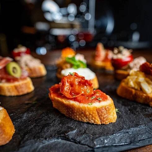 Casa de Raku Serves Jamón Ibérico Tapas in Las Vegas, NV 89146