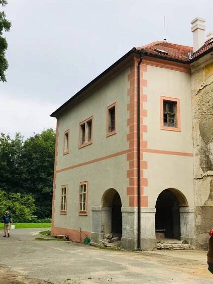 Klášter Hájek | Databáze domů s historií