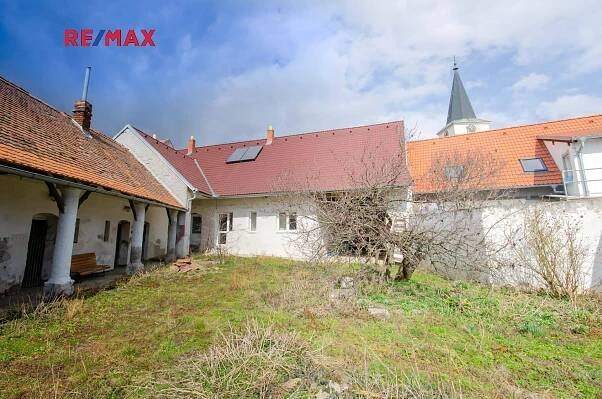 Prodej rodinného domu, 928 m2, Vojkovice, Brno-venkov
