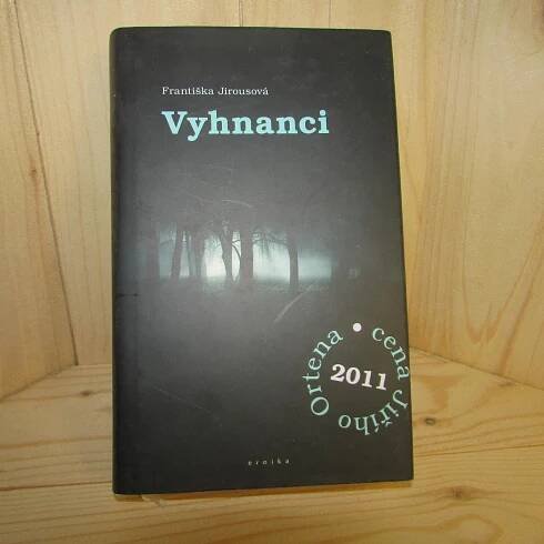 Vyhnanci kniha od: Františka Jirousová (S)