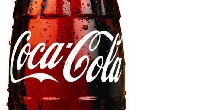 Španělští poslanci smí pít jen španělskou Coca-Colu