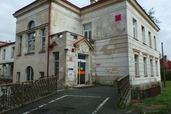 ZŠ při zdravotnických zařízeních Karlovy Vary foto 1