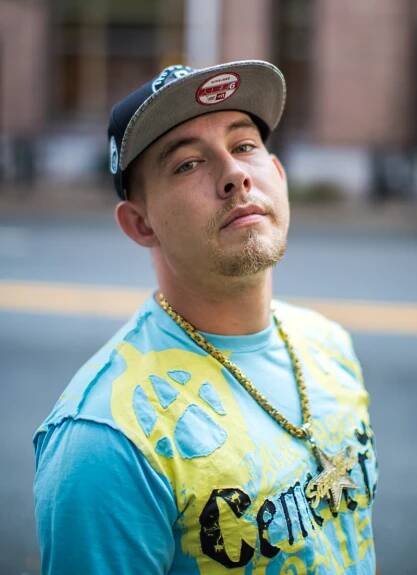 Stranger 001/100 - Justin aka Manok $ Roe
