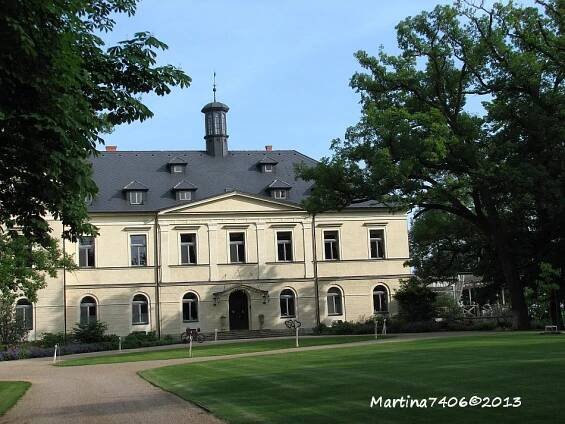 Chateau Mcely - zámek