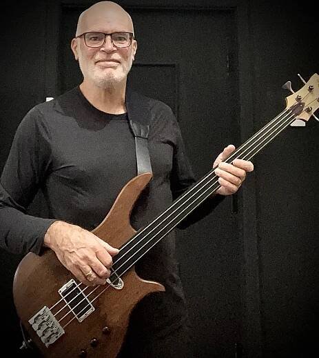 Learn bass online in the Bottom Line Club