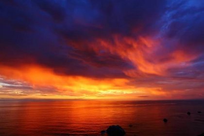 západ slunce, moře, odraz, nebe, svítání, večer, ráno, pobřeží, horizont, atmosféra, soumrak, mrak, svítání, oceán, odlesk, červená obloha v dopoledních hodinách