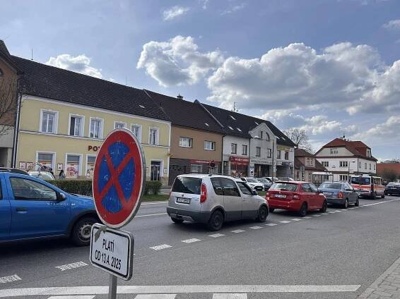 Práce na křižovatce v Plané přinesly kolony. Dálnice D3 zdarma ale není ve hře