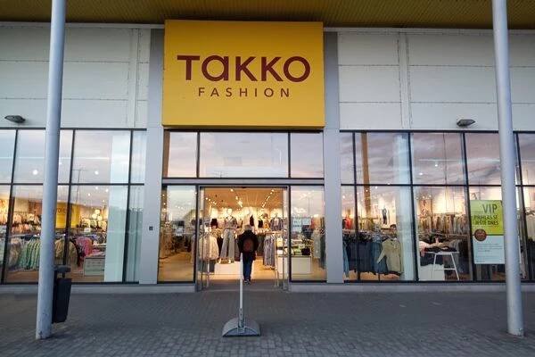 TAKKO FASHION foto 1