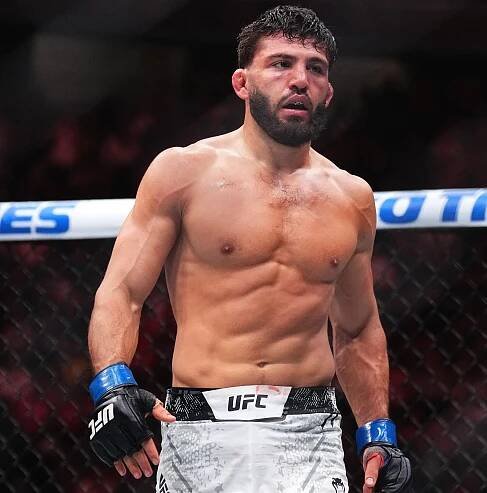 Arman Tsarukyan named backup for UFC 317’s Charles Oliveira vs. Ilia Topuria lightweight title fight