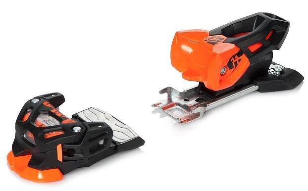 Attack 11 solid black/flash orange