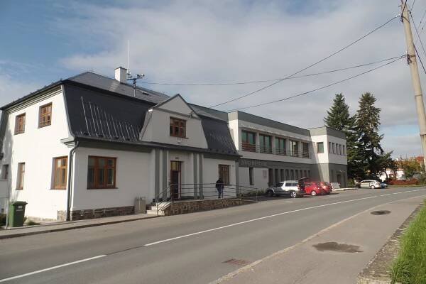 Suchdol nad Odrou - úřad městyse foto 1
