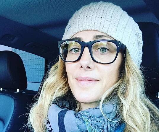 Kim Raver Biography - Facts, Childhood, Family Life & Achievements