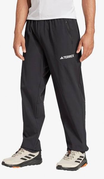 adidas Multi Essentials