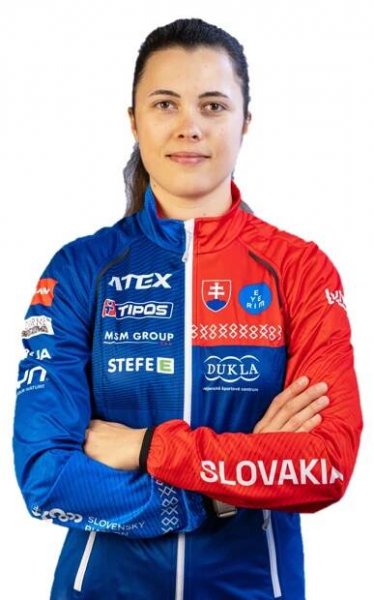 KAPUSTOVÁ Ema
