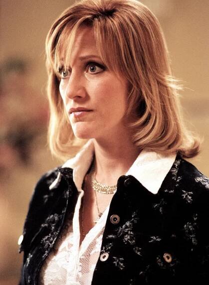 Rodina Sopránů - Škodlivý vliv televize - Z filmu - Edie Falco