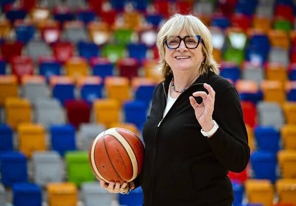 Basketbalová trenérka Natália Hejková