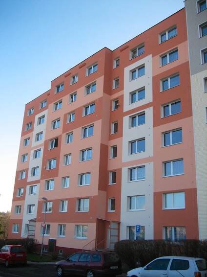 Zateplení obvodových stěn, zateplení stropu suterénu, oprava lodžií - Jeřmanická 474-475, Liberec 25 | Stavoterm Černý s