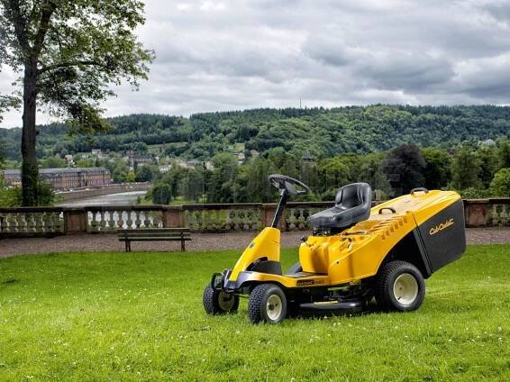 Zahradní traktor Cub Cadet 114 TA