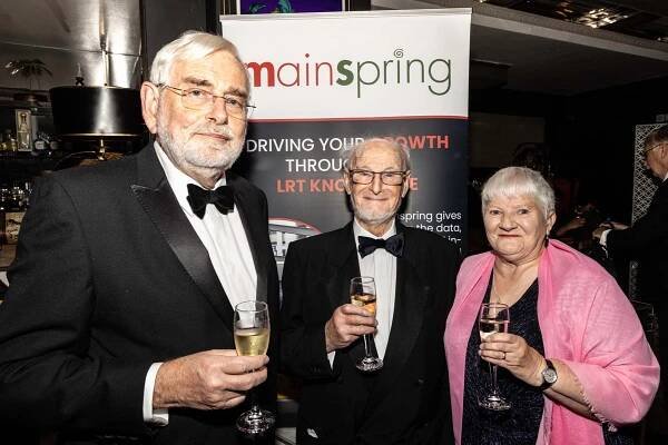 LRTA Member and Tram Profesional Tony Young wins Judges Special Award at Global Light Rail Awards - The Light Rail Transit