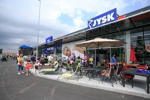 Retail park FASTMALL Bruntál - FASTAV